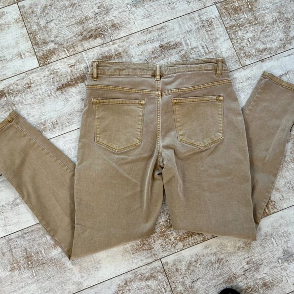 Slimming Canyon River Blues Cargo Jeans - Picture 5 of 7